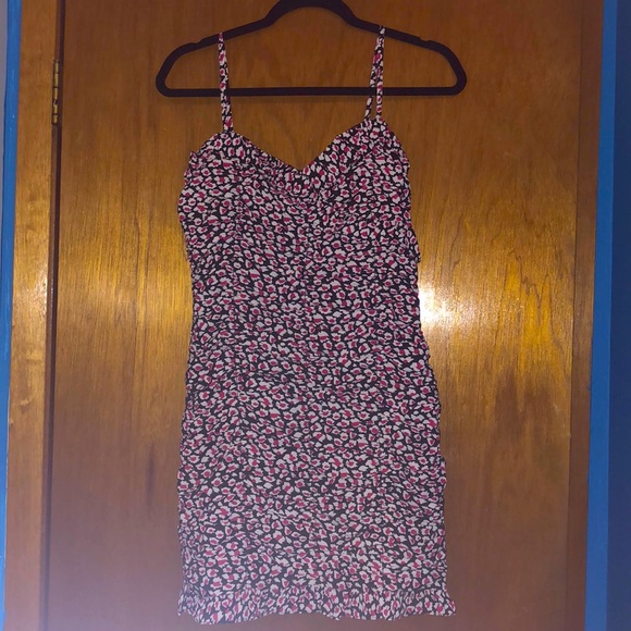 Lush Dresses & Skirts - Lush scrunched, fitted dress